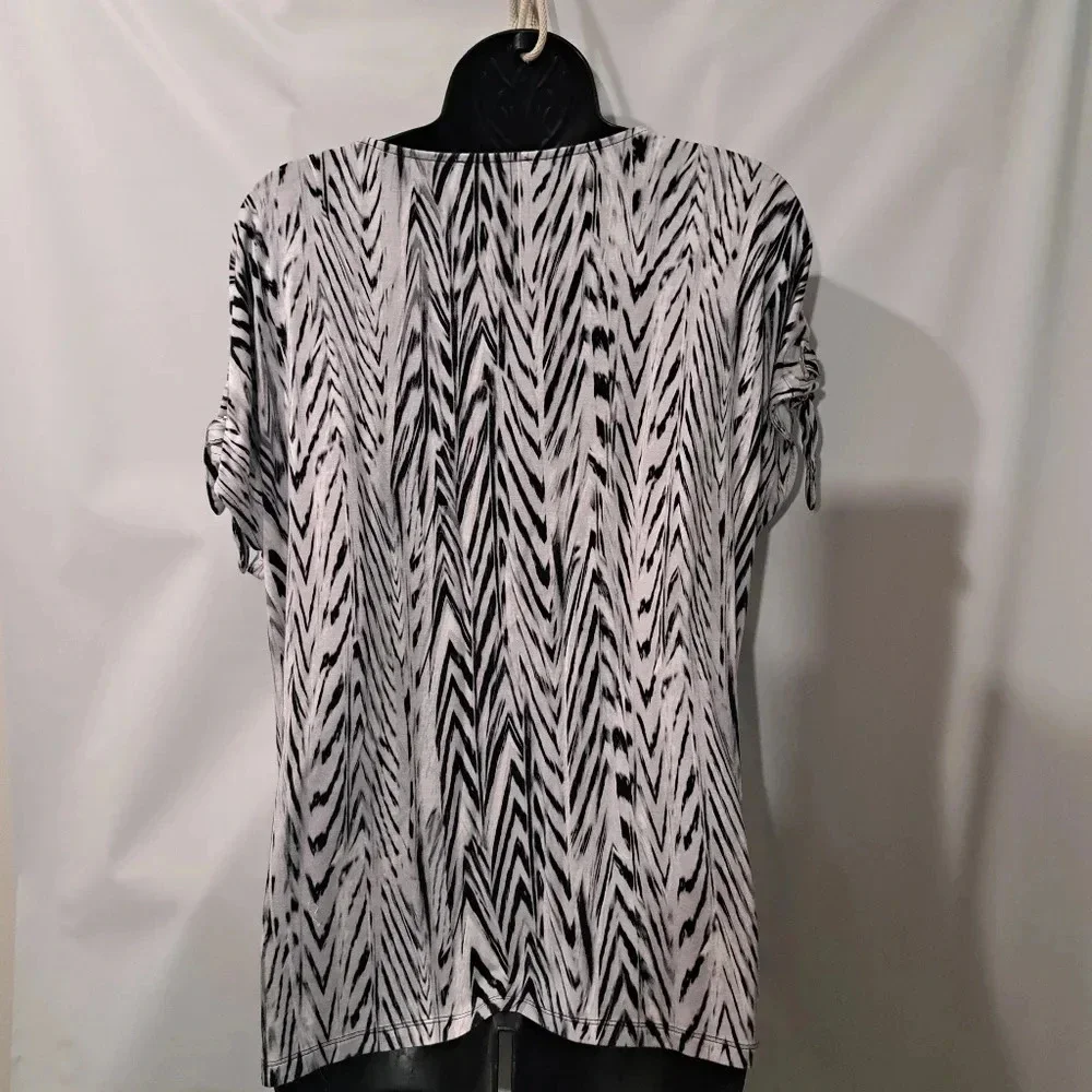 Calvin Klein Cold Shoulder Shirt - Picture 4 of 7